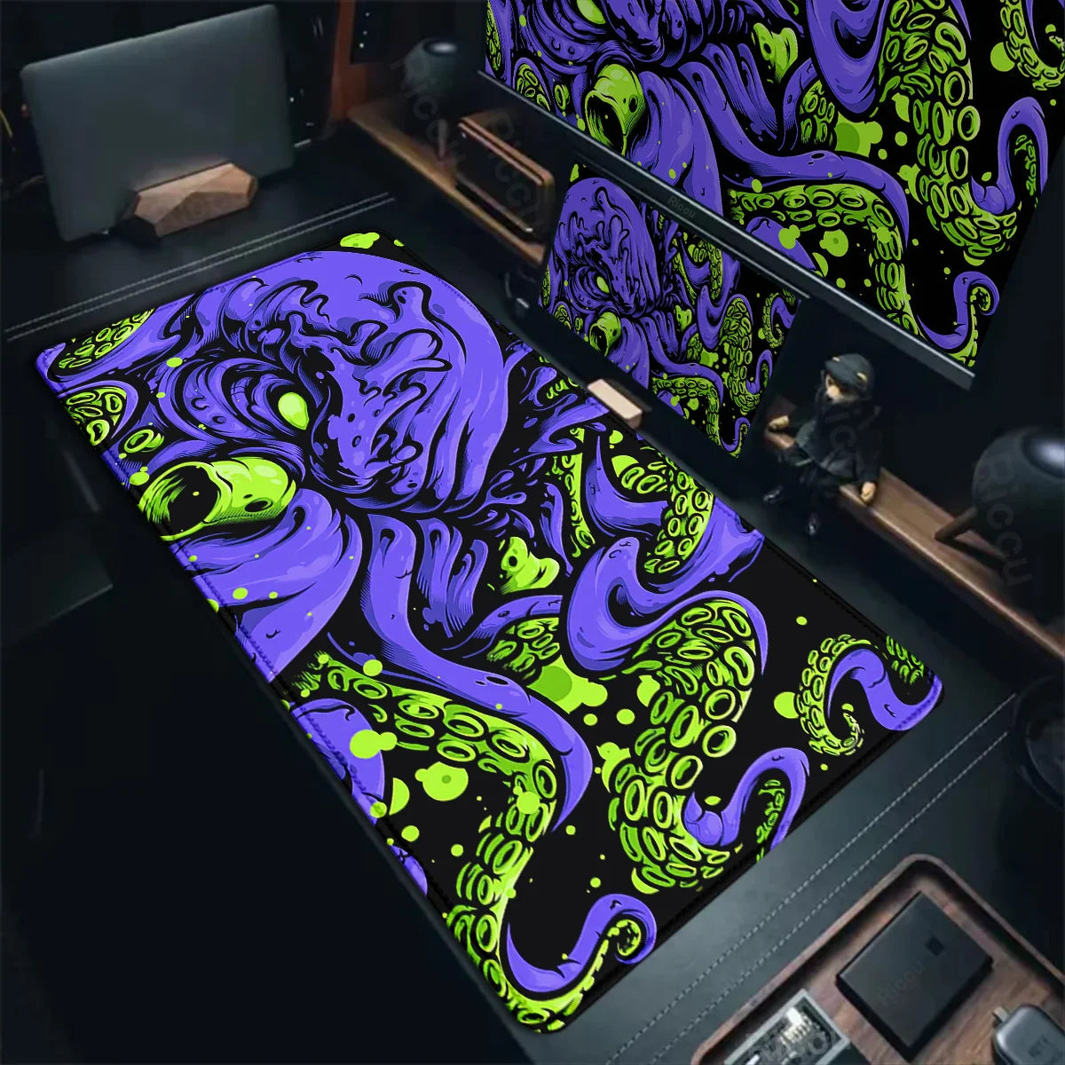 Octopus Monster XXL Gaming Mouse Pad – RGB Desk Mat