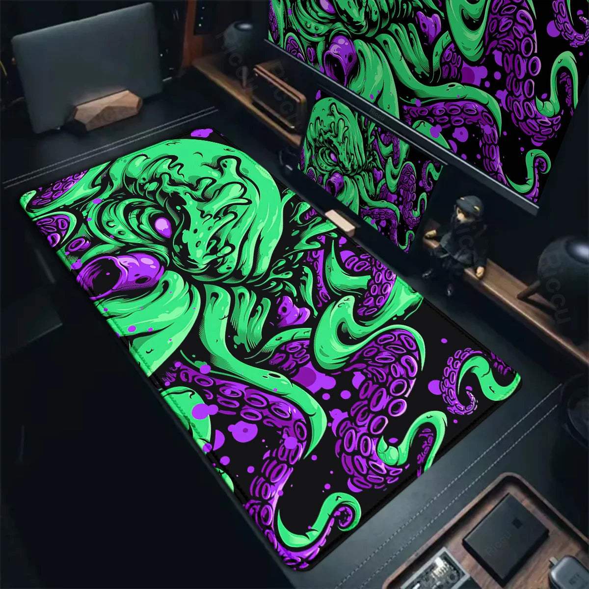 Octopus Monster XXL Gaming Mouse Pad – RGB Desk Mat
