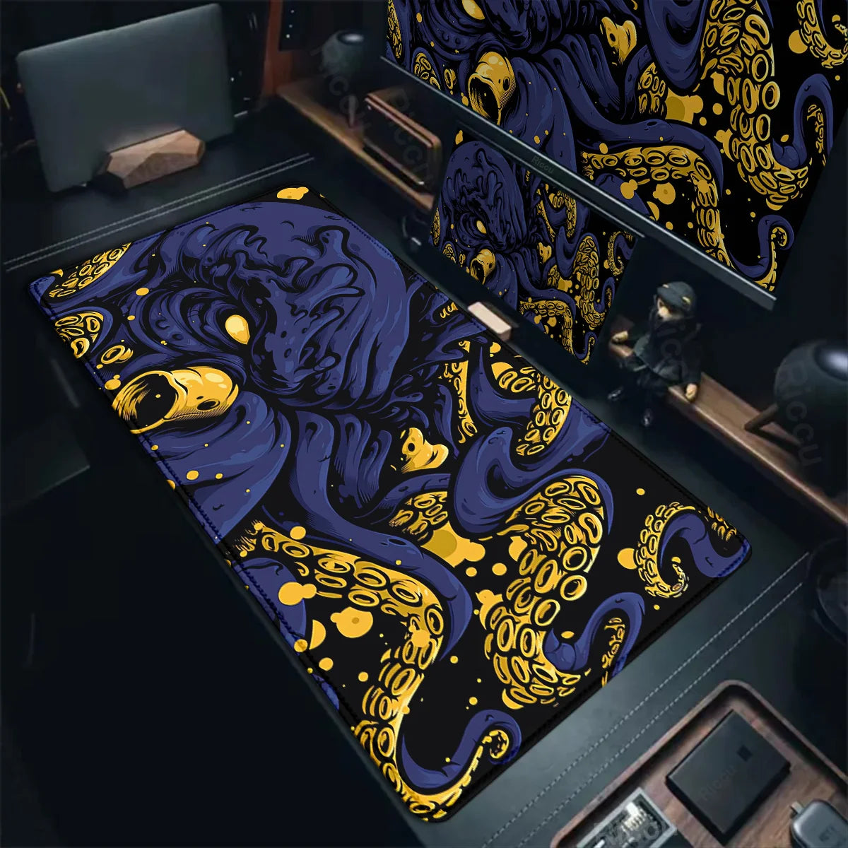 Octopus Monster XXL Gaming Mouse Pad – RGB Desk Mat